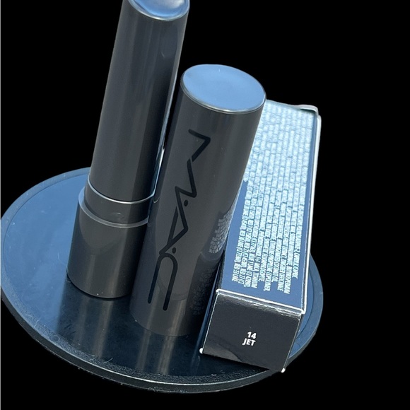 MAC Squirt Plumping Gloss Stick in JET - Picture 11 of 16